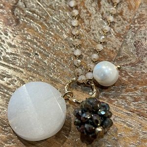 Pretty necklace with stones and sparkle!